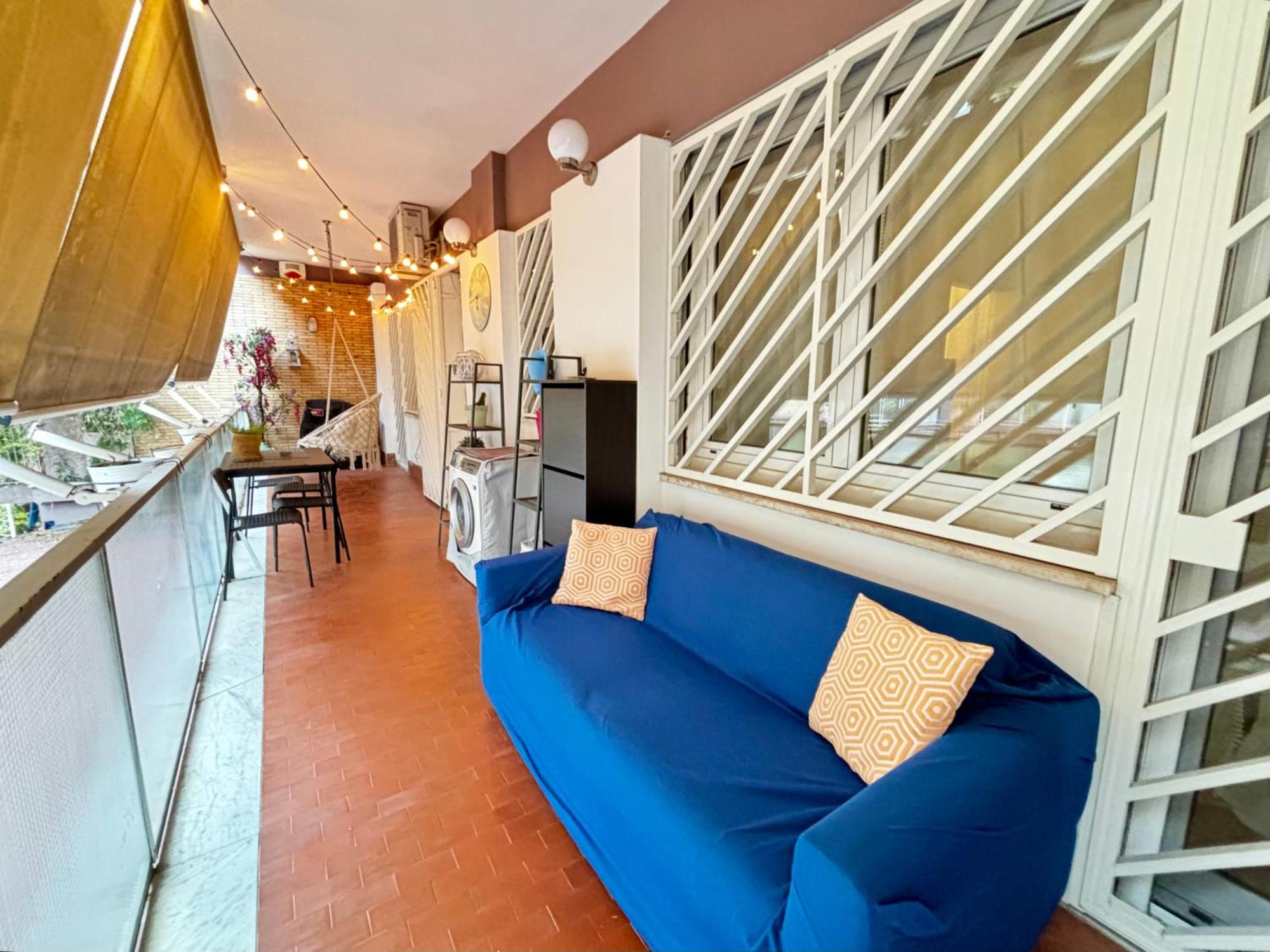 Apartment Cozy Flat With Terrace